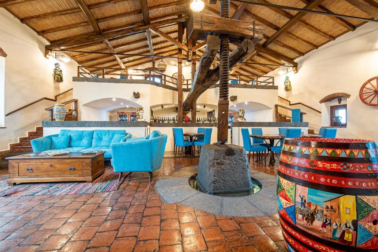 Etna Quota Mille Boutique Hotel, Typical Sicilian Food & Wine Randazzo Ngoại thất bức ảnh
