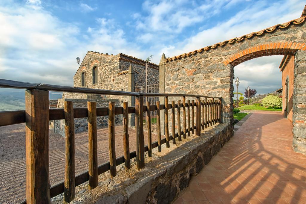 Etna Quota Mille Boutique Hotel, Typical Sicilian Food & Wine Randazzo Ngoại thất bức ảnh
