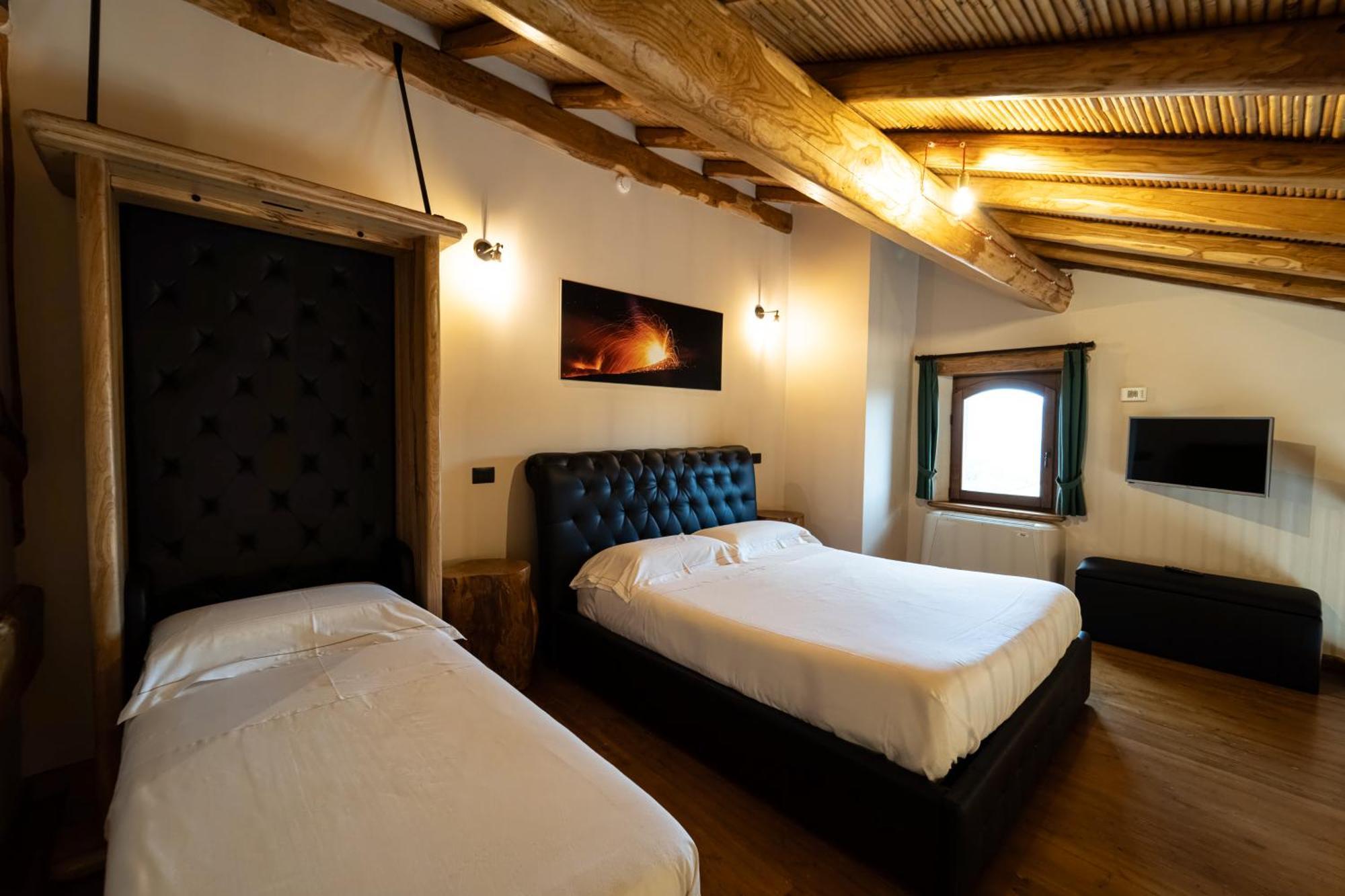 Etna Quota Mille Boutique Hotel, Typical Sicilian Food & Wine Randazzo Ngoại thất bức ảnh