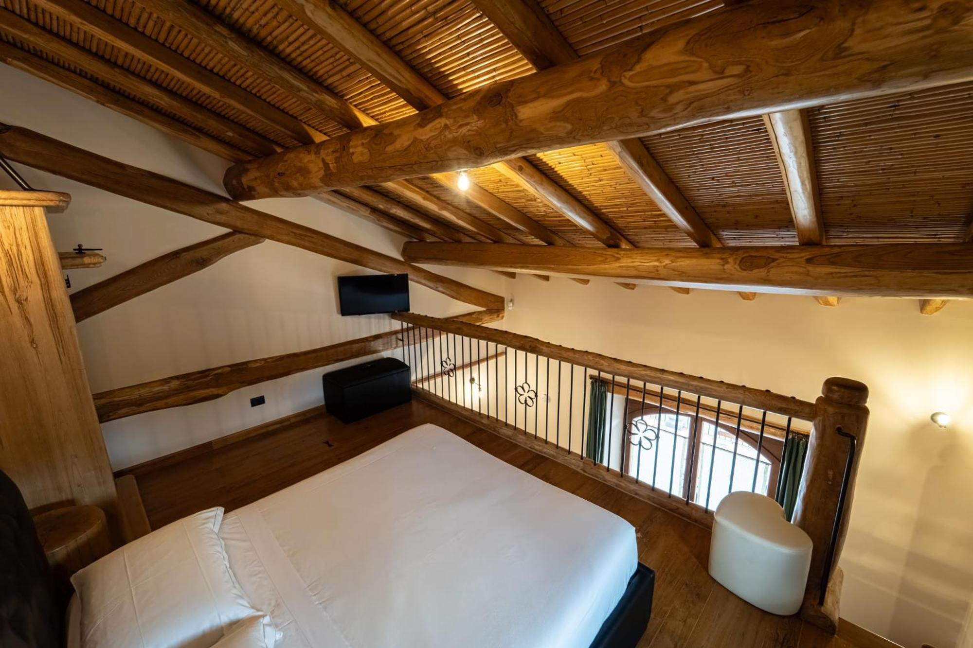 Etna Quota Mille Boutique Hotel, Typical Sicilian Food & Wine Randazzo Ngoại thất bức ảnh